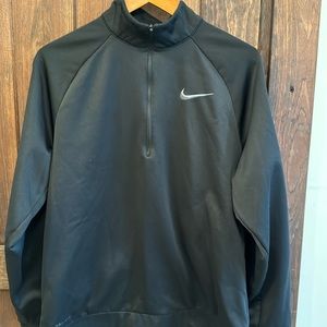 Men's black Nike Dri-fit 1/2 Zip pullover Size Large